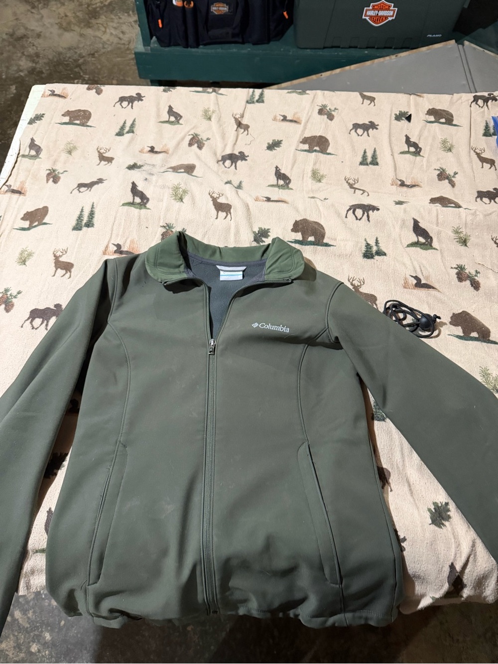 Columbia Olive Green Women's Softshell Utility Jacket